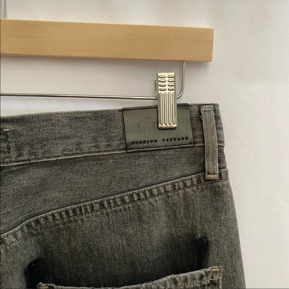 COH Liya Highrise Jeans - Picture 7 of 9